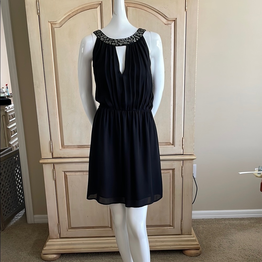 Madison Marcus 100% Silk Dress Medium Black Pleated Chiffon Beaded Keyhole NWOT